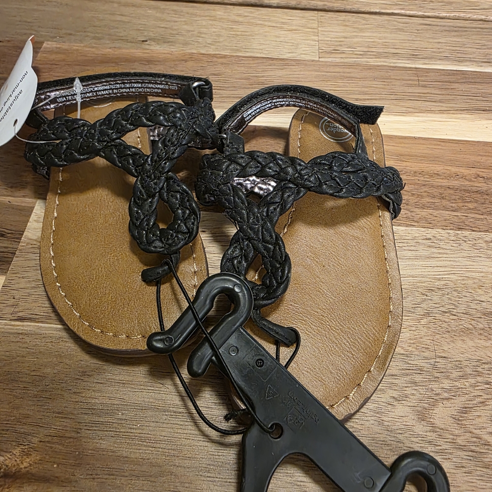 Wonder Nation Black and Brown Kids Slippers
